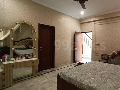 6+ Bedroom 250 Sq.Mt. Villa in Sector 55 Noida