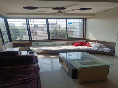 2 BHK Flat for rent in Naranpura, Ahmedabad - 1699 Sqft
