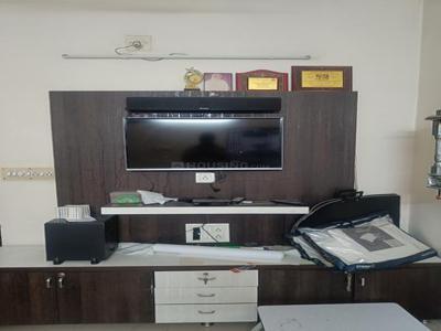 2 BHK Flat for rent in Naranpura, Ahmedabad - 1524 Sqft
