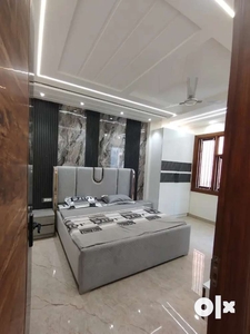 3 BHK luxury floor for bachelor