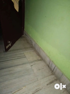 1 BHK flat near Kailash Hotel , well ventilated and lighted
