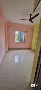 2 bhk rooms available