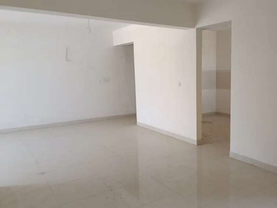 2bhk ready to move: OC obtained and some family already moved in