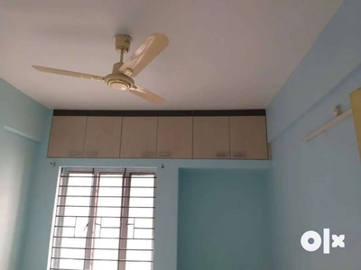 3BHK semi furnished flat with car parking for Rent