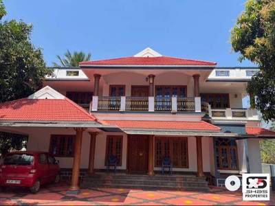 5 BHK house for sale in Vadakkencherry, Palakkad