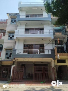 52 miter indipendeant house abailebal in vasundhra Ghaziabad