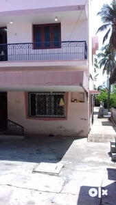 A spacious 2BHK situated in prime location with good water facility.