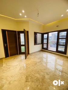 Available 165 sq yd 1 st floor 2bhk corner sector 78 Mohali
