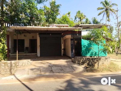 House for sale at Iringalakuda