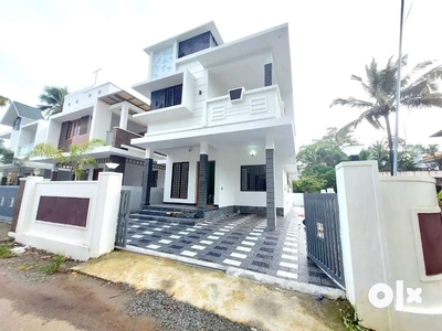 Newly 3 bed rooms 3.3 cent 1300 sqft house for sale in koonammav