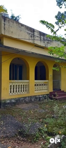Sale for house and 28cent (4 lakhs per cent)