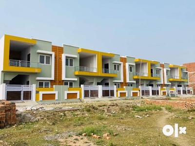 ultra luxurious row houses at main Sultanpur Road near Sahu City