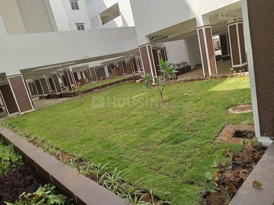 2 BHK Flat for rent in Isnapur, Hyderabad - 940 Sqft