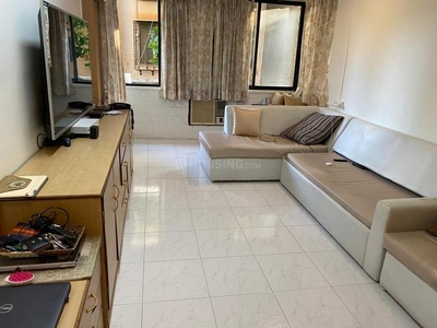 2 BHK Flat for rent in Juhu, Mumbai - 1000 Sqft