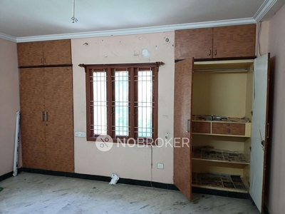 2 BHK Flat In Standalone Building For Sale In Porur