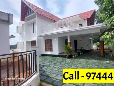Royal Look House For Sale , Kottayam - Near Manarcadu Church
