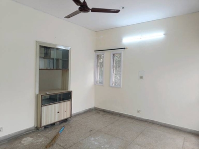 1250 sq ft 2 BHK 2T Apartment for rent in DDA Flats Sarita Vihar at Jasola, Delhi by Agent Lavish Associates