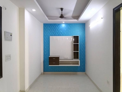 650 sq ft 2 BHK 2T BuilderFloor for sale at Rs 37.00 lacs in Project in Mahavir Enclave, Delhi