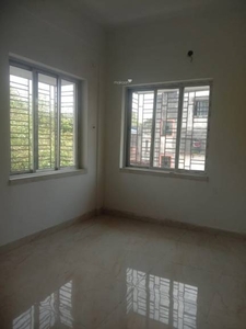 800 sq ft 2 BHK 2T NorthEast facing Completed property Apartment for sale at Rs 52.00 lacs in Project in Lake Gardens, Kolkata