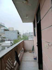 900 sq ft 2 BHK 2T BuilderFloor for rent in Project at Model Town, Delhi by Agent Sharma Properties