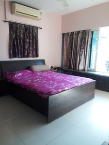 2 BHK 800 Sqft Flat for sale at Dadar West, Mumbai