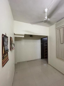 1 RK Flat for rent in Mahim, Mumbai - 450 Sqft