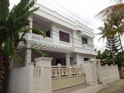 4 BHK House 2200 Sq.ft. for Sale in Marad, Kochi