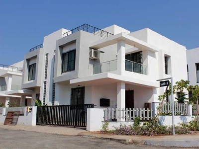 4 BHK House 3300 Sq.ft. for Sale in