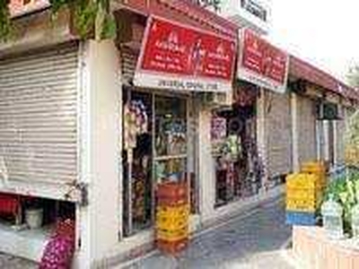 Commercial Shop 900 Sq.ft. for Sale in Nirmala Road, Rajkot