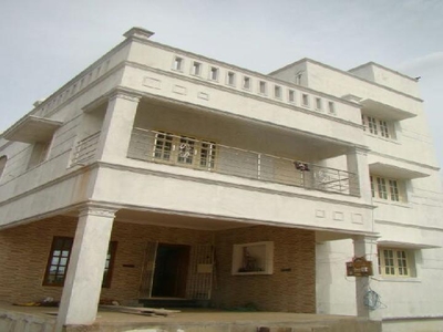 4+ BHK House For Sale In Pozhichalur