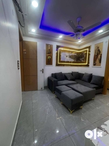 2 BHK READY TO MOVE FLAT 2mint distance from road