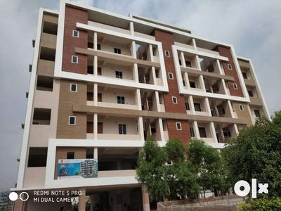 2BHK West Facing Apartment Flat in 5th Floor - Auto Nagar Main Road