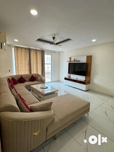 4 bedroom luxury furnished flat for Sale