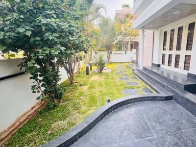 5 BHK independent villa for sale in Nallagandla