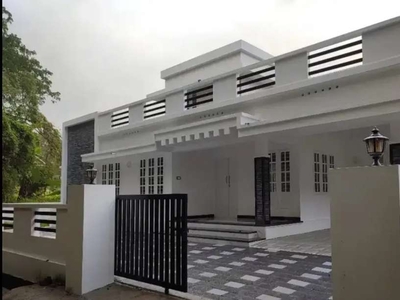 8 cent land with 3 bhk house for sale in kanjoor,near airport,aluva