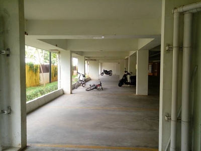 865 sq ft 2 BHK Completed property Apartment for sale at Rs 30.28 lacs in SK Tejas Lake View Homes in Muttukadu, Chennai