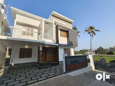 New 4bhk villa for sale inAluva Near Carmel hospital