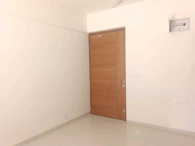 1492 sq ft 3 BHK 1T Apartment for sale at Rs 62.00 lacs in Sun Atmosphere in Shela, Ahmedabad