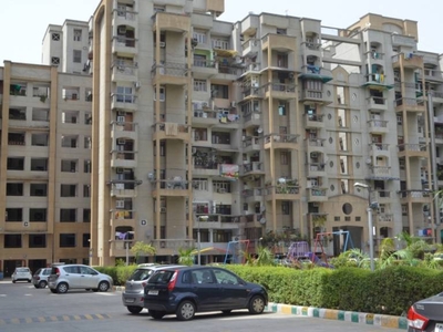 1800 sq ft 3 BHK 2T NorthEast facing Apartment for sale at Rs 1.90 crore in Project in Sector 4 Dwarka, Delhi