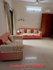 2 BHK Flat for rent in Satellite, Ahmedabad - 1200 Sqft