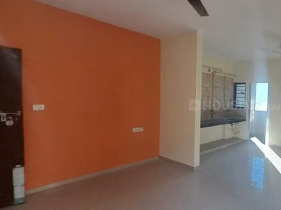 2 BHK Flat for rent in Vaishno Devi Circle, Ahmedabad - 785 Sqft