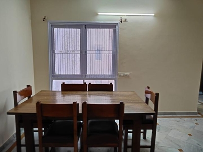 3 BHK Flat for rent in Vastrapur, Ahmedabad - 1215 Sqft