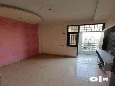 2Bhk Third Floor With Roof Right For Sale In Deep Vihar Sec-24 Rohini