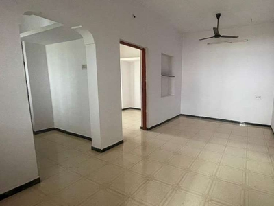 2 bhk home available for rent
