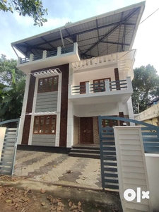 AN ELEGANT 3BED ROOM 1500SQ FT 4CENT HOUSE IN MANNUTHY,THRISSUR