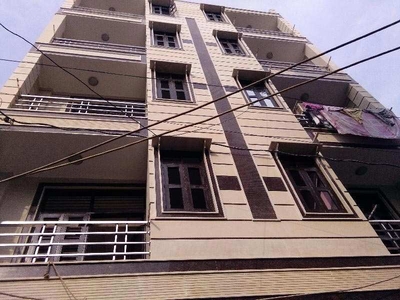 2 BHK Builder Floor 635 Sq.ft. for Sale in Raja Puri,