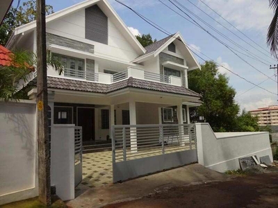 House 2350 Sq.ft. for Sale in