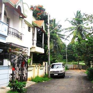 3 BHK House 2200 Sq.ft. for Rent in Hebbalu, Hassan