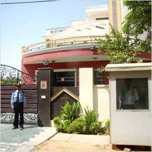 3 BHK Apartment 500 Sq. Yards for Rent in