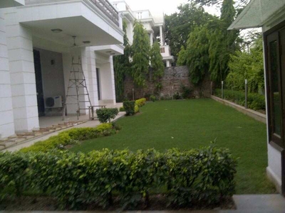 4 BHK Farm House 2 Acre for Sale in